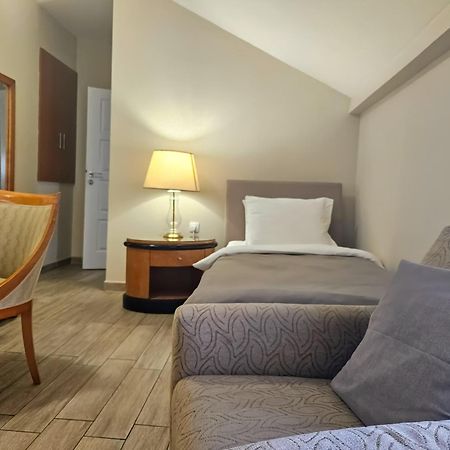 Male Stepenice Belgrad Exterior foto