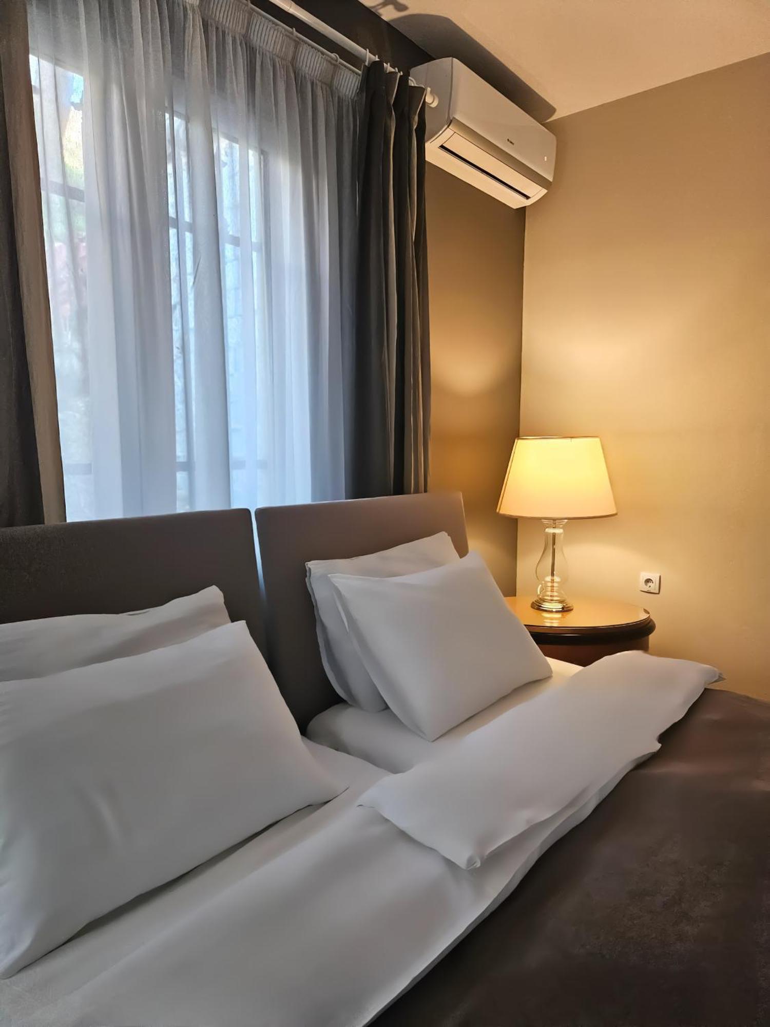 Male Stepenice Belgrad Exterior foto