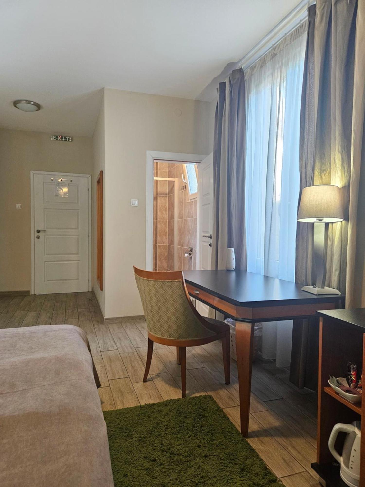 Male Stepenice Belgrad Exterior foto