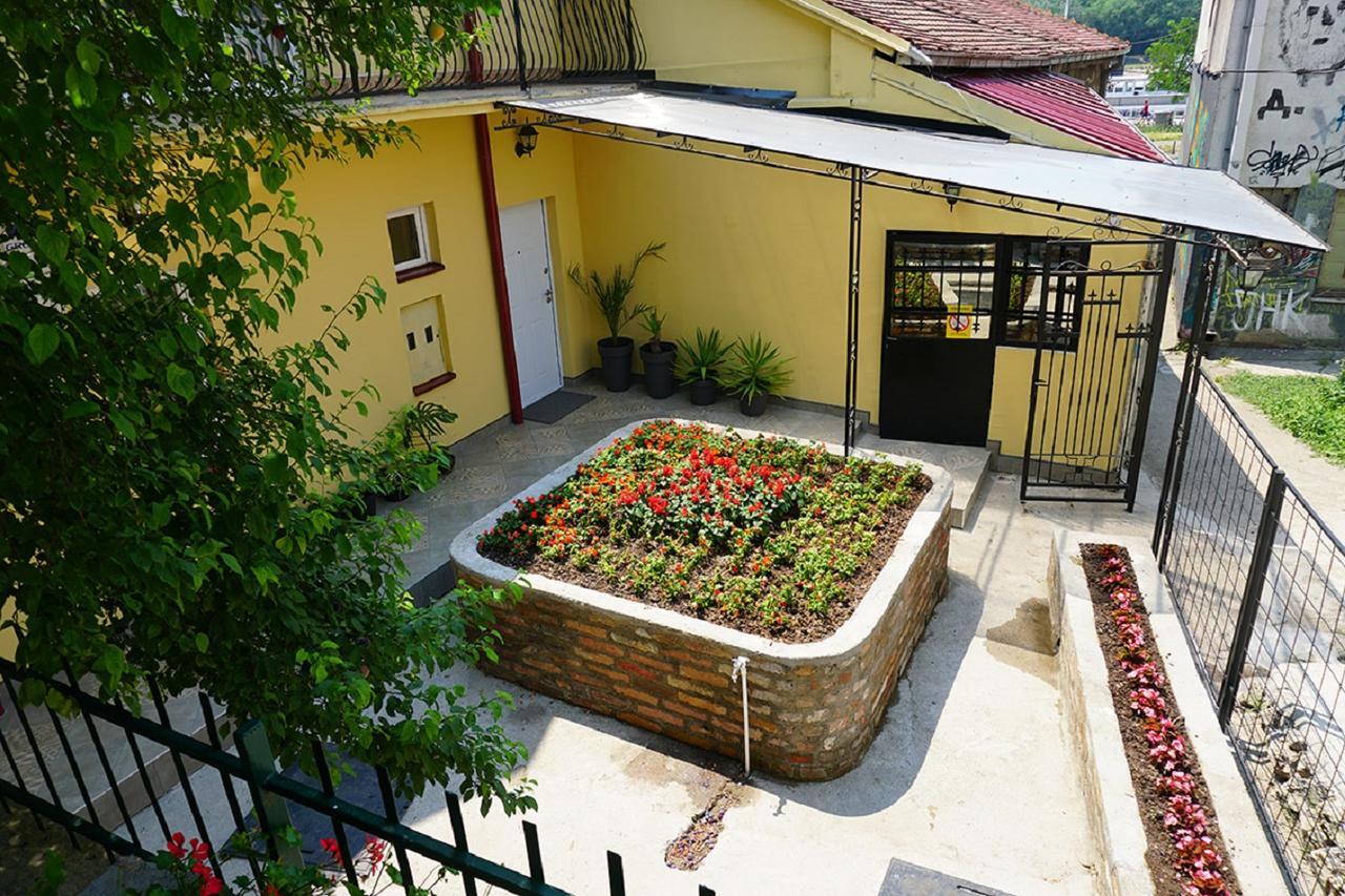 Male Stepenice Belgrad Exterior foto
